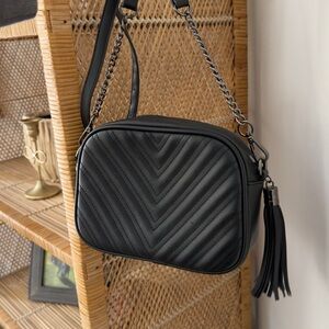 Elegant Black Quilted Shoulder Bag